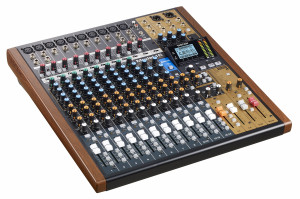 Tascam Model 16 - 14-kanałowy mikser analogowy z 16-ścieżkowym, cyfrowym rejestratorem