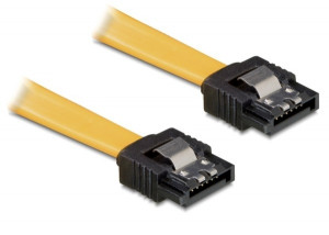 Delock kabel sata data 0.3m z zatrzaskami metalowymi, krótkie wtyczki 82473