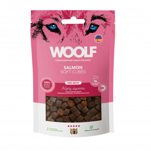 WOOLF Soft Cubes Salmon - przysmak dla psa - 100g