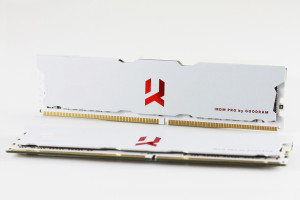 GOODRAM DDR4 16GB 3600MHz DC IRDM PRO CRIMSON WHITE