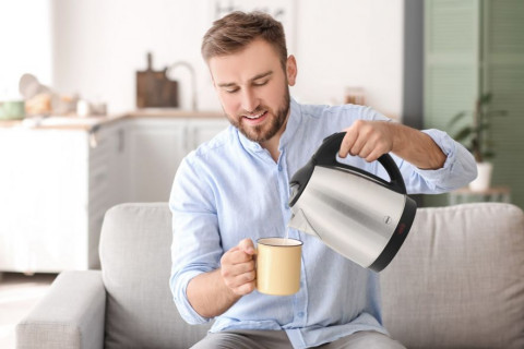 ELDOM CZAJNIK STALOWY HUMI, 1800 W, POJ. 1,7 L, PŁ - Galeria zdjęcie 3