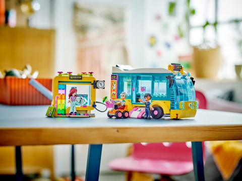 LEGO Friends 41759 Autobus miejski z Heartlake - Galeria zdjęcie 9
