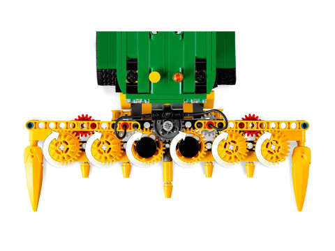 LEGO TECHNIC 42168 John Deere 9700 Forage Harvester - Galeria zdjęcie 6