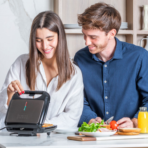 Opiekacz do kanapek Black+Decker BXSA753E - Galeria zdjęcie 10