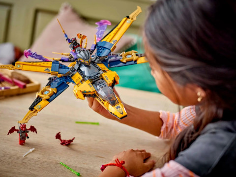 LEGO NINJAGO 71833 Ras i burzowy superodrzutowiec Arina - Galeria zdjęcie 8