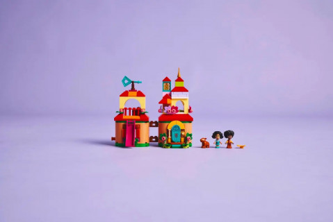 LEGO DISNEY CLASSIC 43261 Nasze magiczne Encanto - Galeria zdjęcie 11