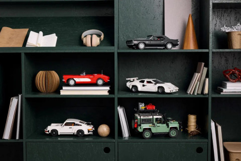 LEGO  Icons 10337 Lamborghini Countach 5000 Quattrovalvole - Galeria zdjęcie 11