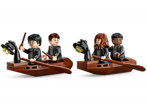 LEGO Harry Potter 76426 Dom na wodzie przy Hogwarcie - Galeria zdjęcie 5