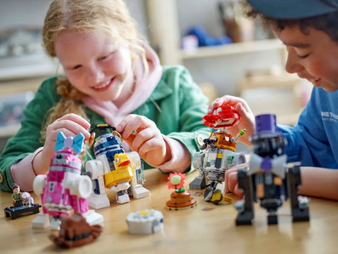 LEGO Star Wars 75392 Kreatywny zestaw do budowy droidów - Galeria zdjęcie 8