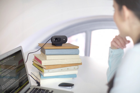 Kamera LOGITECH C505E HD Webcam Black - Galeria zdjęcie 6