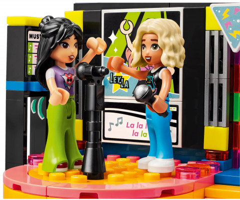 LEGO Friends 42610 Impreza z karaoke - Galeria zdjęcie 5