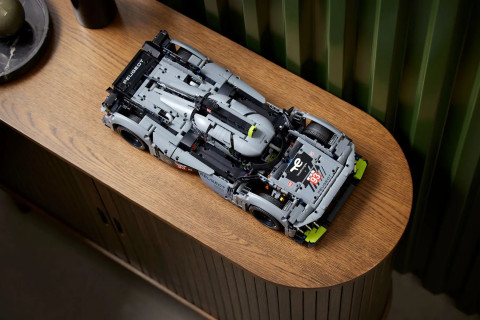 LEGO Technic 42156 PEUGEOT 9X8 24H Le Mans Hybrid - Galeria zdjęcie 9