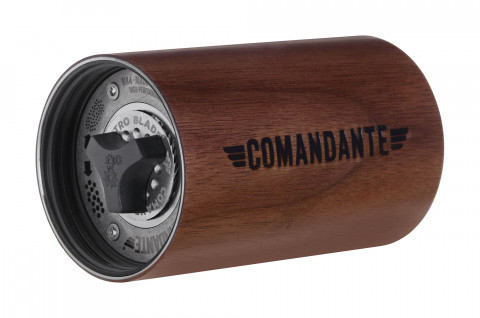 Comandante C40 MK4 Nitro Virginia Walnut - Galeria zdjęcie 3