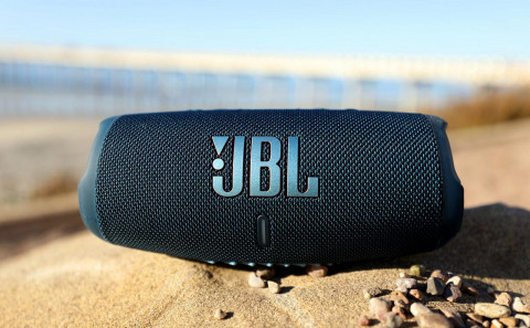 Głośnik JBL Charge 5 (czarny, bezprzewodowy) - Galeria zdjęcie 9
