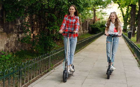 Hulajnoga elektryczna Motus Scooty 8,5 turkus - Galeria zdjęcie 9