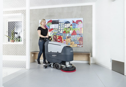 NILFISK Automat myjący/kompak/bateriaSC401 43B FPKG - Galeria zdjęcie 2