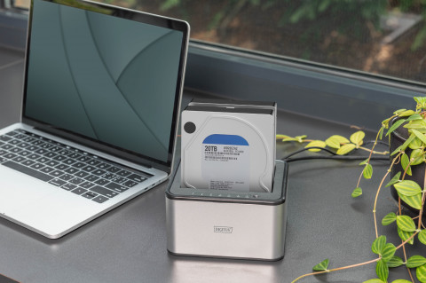 DIGITUS Stacja dokująca USB 3.0 z dwoma dyskami twardymi SATA 2,5"/3,5 - Galeria zdjęcie 2