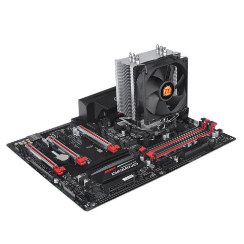 Chłodzenie Thermaltake View 71 Riing - Galeria zdjęcie 9