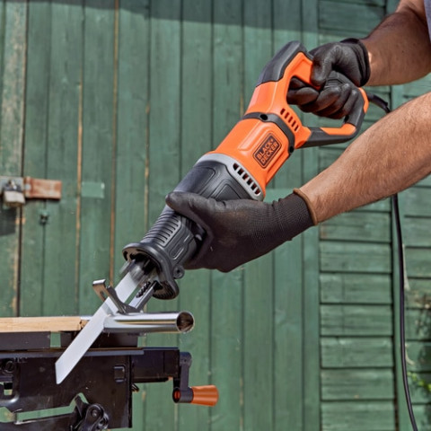 Piła szablasta BES301K-QS BLACK+DECKER - Galeria zdjęcie 11