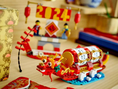 LEGO 40678 Okolicznościowe - Kalendarz festiwalowy - Galeria zdjęcie 5