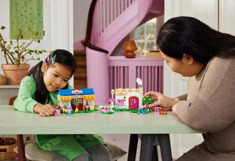 LEGO Animal Crossing 77050 Nook's Cranny i domek Rosie - Galeria zdjęcie 8