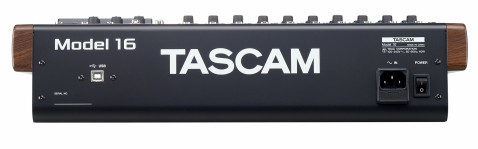Tascam Model 16 - 14-kanałowy mikser analogowy z 16-ścieżkowym, cyfrowym rejestratorem - Galeria zdjęcie 10