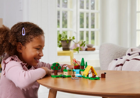 LEGO Animal Crossing 77047 Zabawy na świeżym powietrzu Bunnie - Galeria zdjęcie 8