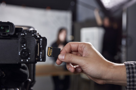 KINGSTON microSDXC Canvas 1TB React Plus UHS-II 280R/150W U3 V60 for Full HD/4K - Galeria zdjęcie 8