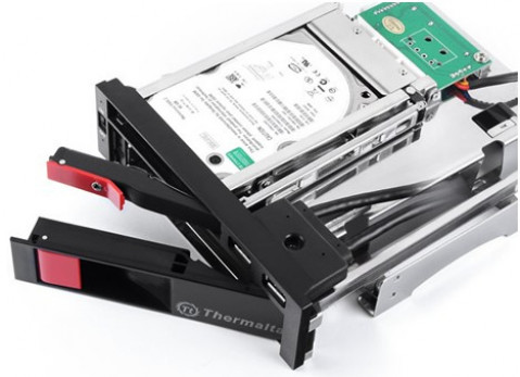Panel do obudowy Thermaltake Duo HDD Dock 2,5/3,5 SATA3 + 2xUSB 3.0 Czarna - Galeria zdjęcie 2