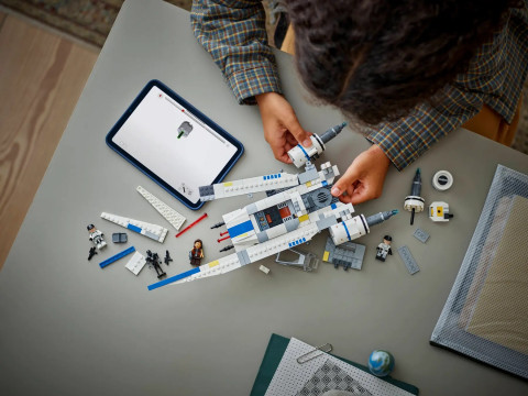 LEGO Star Wars 75399 Myśliwiec U-Wing Rebelii - Galeria zdjęcie 7