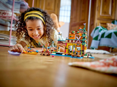 LEGO Friends 42626 Sporty wodne na obozie kempingowym - Galeria zdjęcie 9