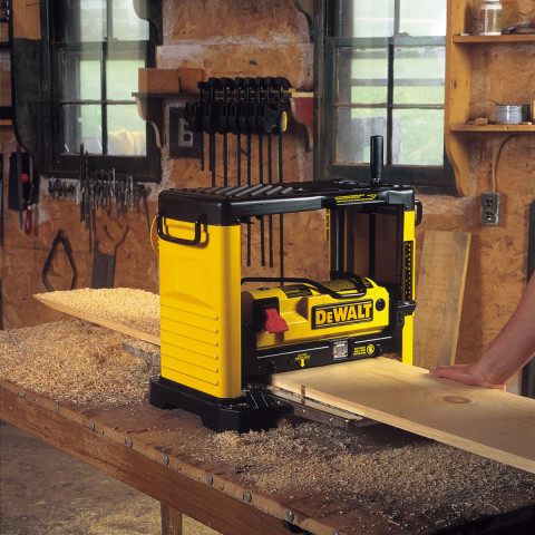 Strugarka przenośna, grubościoówka 1800W DEWALT - Galeria zdjęcie 4
