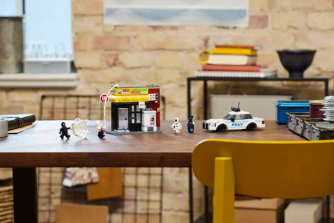 LEGO MARVEL SUPER HEROES 76311 Miles Morales kontra Spot - Galeria zdjęcie 11