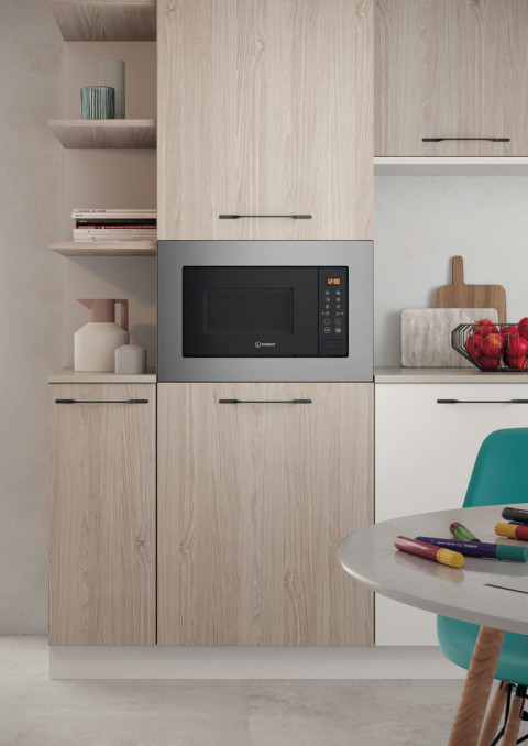 Kuchenka mikrofalowa INDESIT MWI 120 GX - Galeria zdjęcie 9