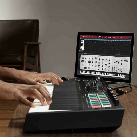 M-AUDIO Oxygen PRO 49 - Klawiatura Sterująca - Galeria zdjęcie 12