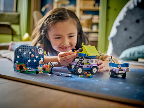 LEGO Friends 42603 Kamper z mobilnym obserwatorium gwiazd - Galeria zdjęcie 8