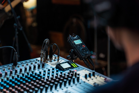 Tascam DR-40X - Przenośny rejestrator cyfrowy z interfejsem USB, zapisujący 2 x stereo, 2 GB karta SD - Galeria zdjęcie 5