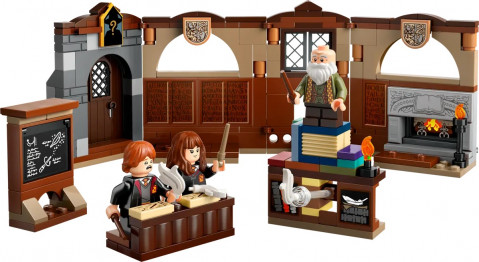 LEGO HARRY POTTER 76442 Zamek Hogwart: Zajęcia z zaklęć i uroków - Galeria zdjęcie 3