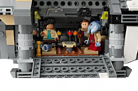 LEGO Star Wars 75374 Onyx Cinder - Galeria zdjęcie 4