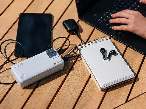 TRACER POWERBANK BLAZE 30000MAH 65W BIAŁY - Galeria zdjęcie 3