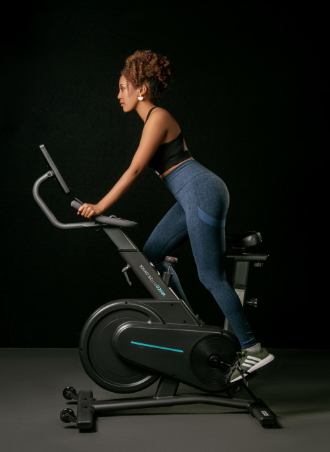 Rower stacjonarny, magnetyczny OVICX Q200X z ekranem dotykowym 15,6" TFT, WIFI bluetooth&app - Galeria zdjęcie 14