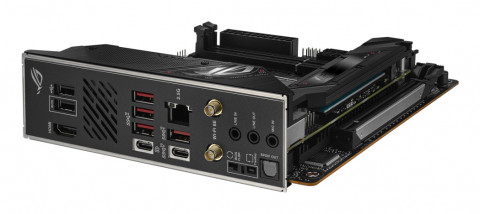 Płyta główna ASUS ROG STRIX B650E-I GAMING WIFI - Galeria zdjęcie 3