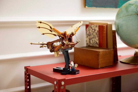 LEGO ICONS 10363 Maszyna latająca Leonarda da Vinci - Galeria zdjęcie 12