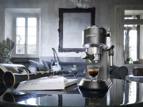 Ekspres do kawy DeLonghi EC 685.BK - Galeria zdjęcie 6