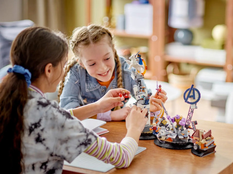 LEGO Marvel 76266 Koniec gry – ostateczna bitwa - Galeria zdjęcie 9
