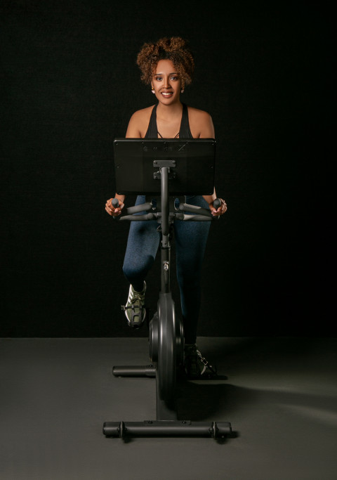 Rower stacjonarny, magnetyczny OVICX Q200X z ekranem dotykowym 15,6" TFT, WIFI bluetooth&app - Galeria zdjęcie 12
