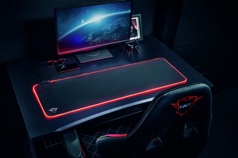Podkładka pod mysz TRUST GXT764 GLIDE-FLEX RGB XXL (23395) - Galeria zdjęcie 7