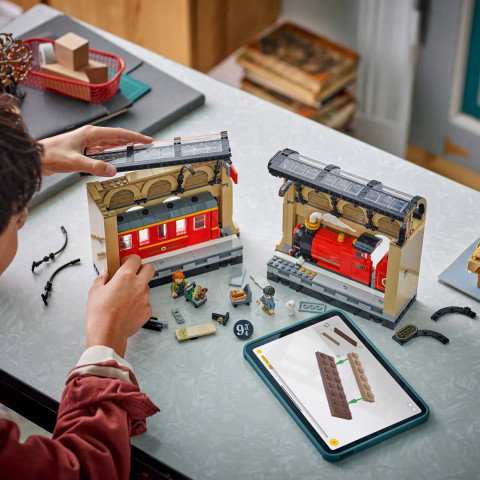 LEGO HARRY POTTER 76450 BOOK NOOK: HOGWLEGO ARTS™ EXPRESS - Galeria zdjęcie 12