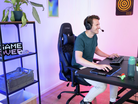 Fotel gamingowy TRUST GXT708B RESTO CHAIR BLUE (24435) - Galeria zdjęcie 2