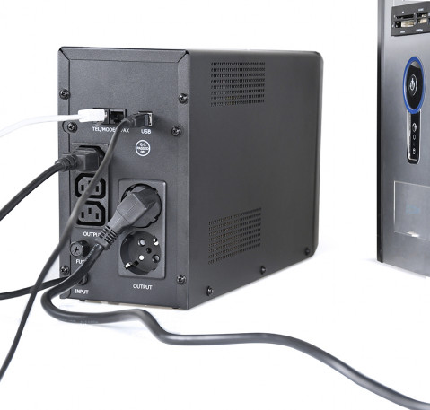 ENERGENIE ZASILACZ AWARYJNY UPS AVR 2000VA LCD - Galeria zdjęcie 6